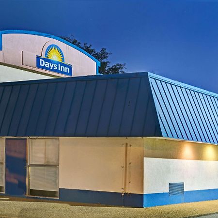 Days Inn By Wyndham אליזבת סיטי מראה חיצוני תמונה