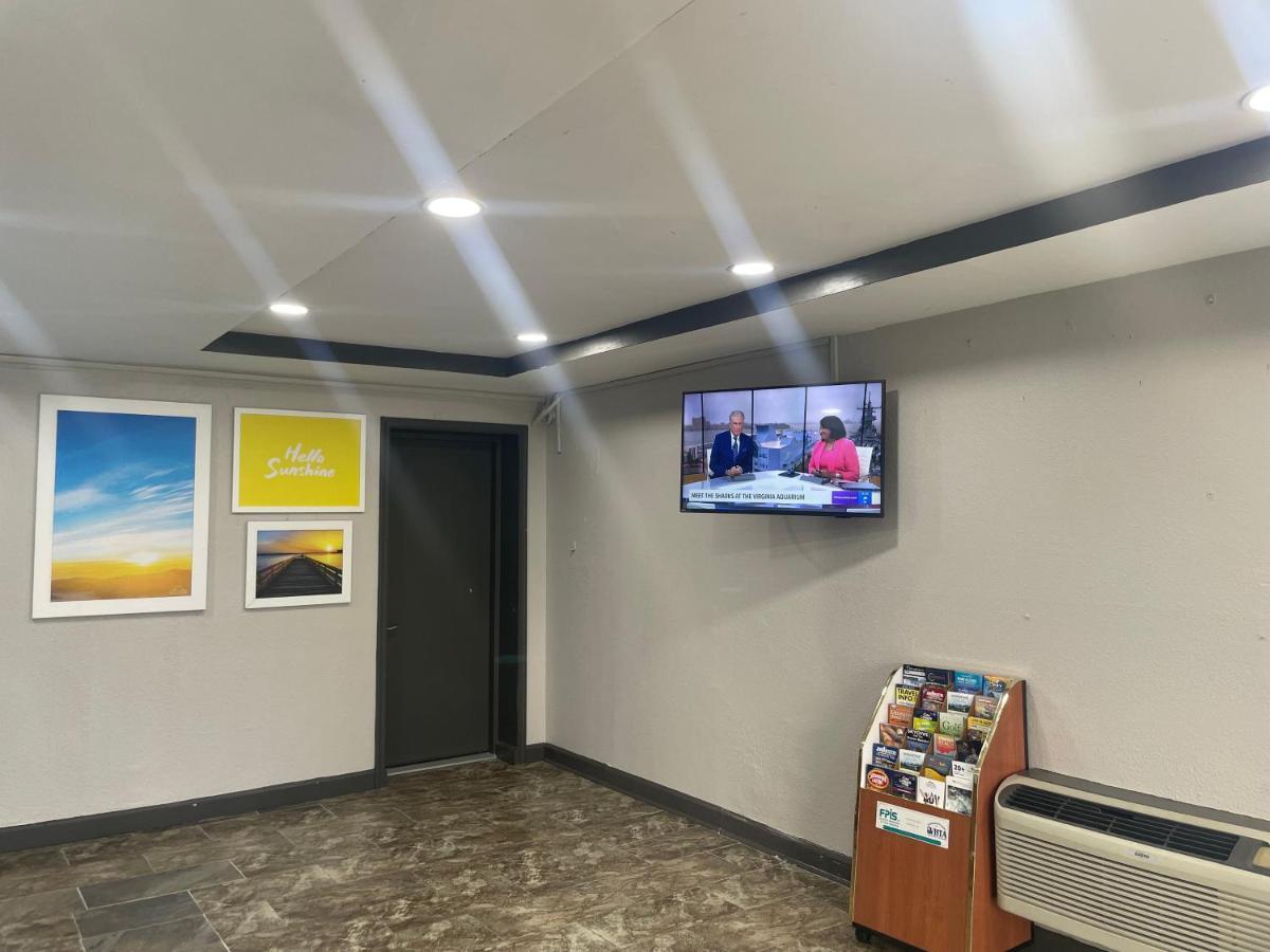 Days Inn By Wyndham אליזבת סיטי מראה חיצוני תמונה
